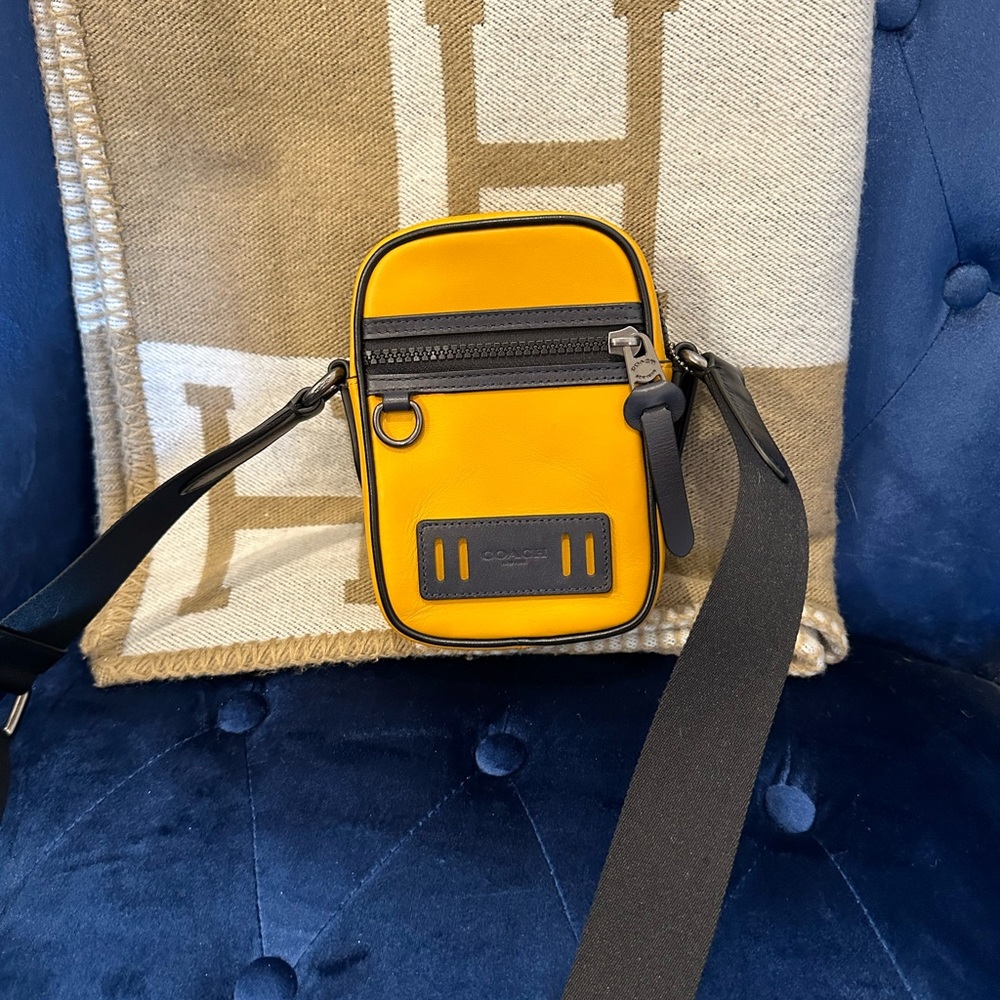 Coach crossbody small